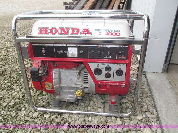 image for item AV9098 Honda EM4000 generator