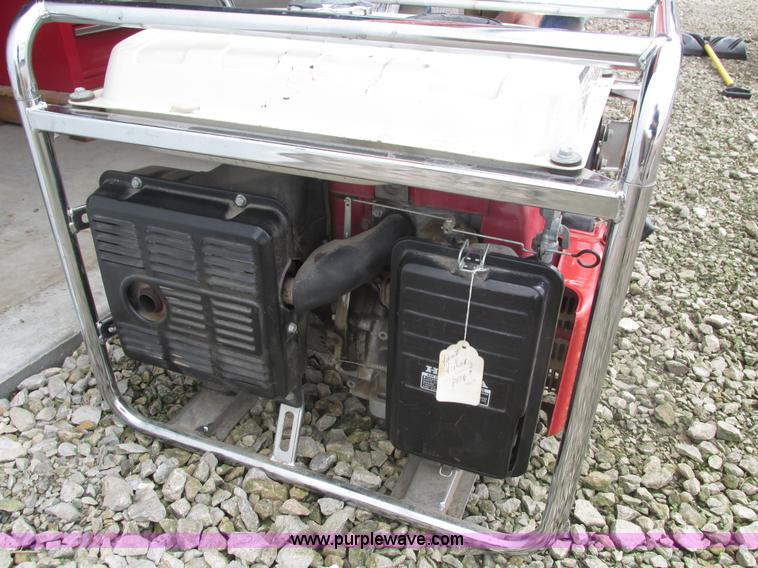 image for item AV9098 Honda EM4000 generator