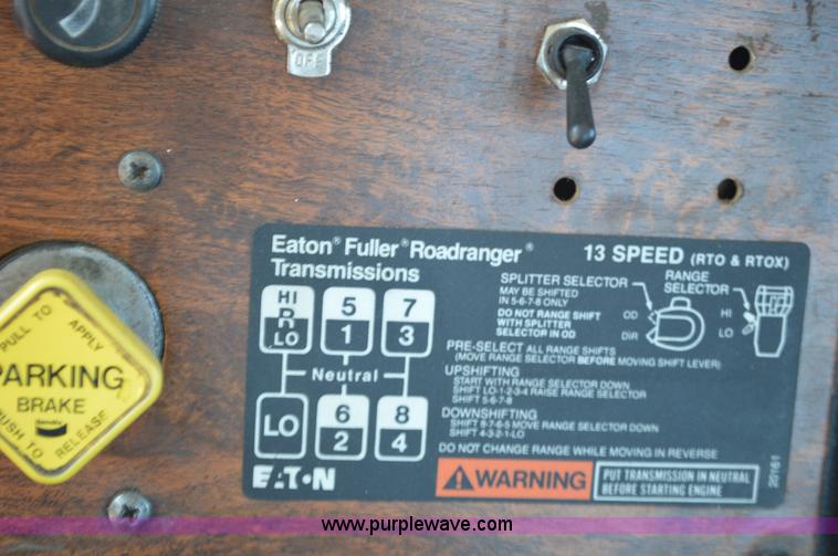 image for item AX9405 1989 Peterbilt 379 semi truck