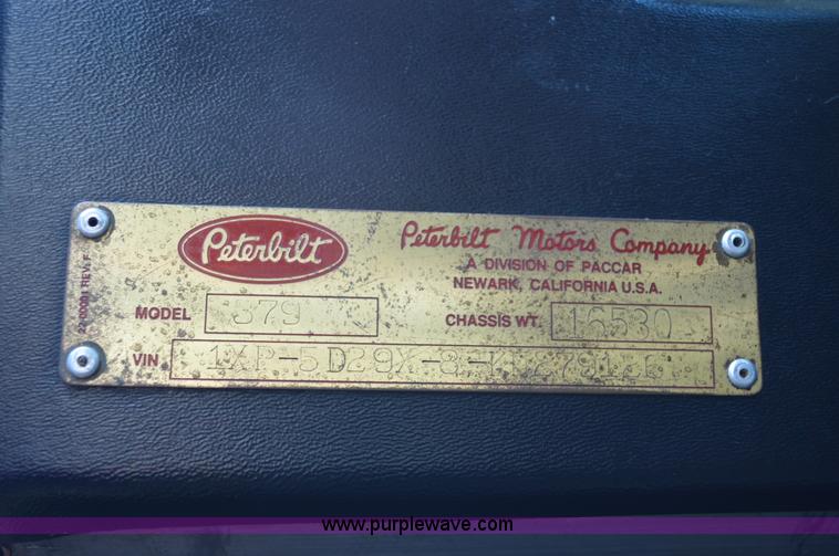 image for item AX9405 1989 Peterbilt 379 semi truck