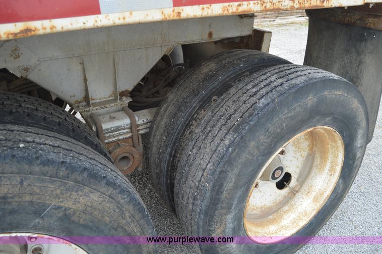 image for item AX9423 1996 Clement end dump trailer