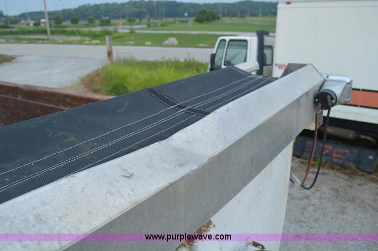 image for item AX9423 1996 Clement end dump trailer