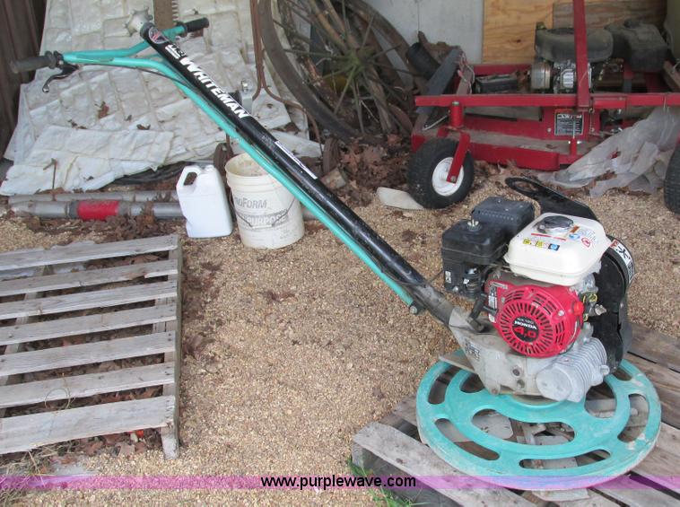 image for item AY9815 2006 Whiteman CA4HC power trowel