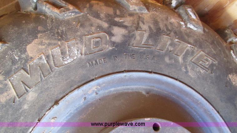 image for item AY9817 Somero Coppperhead XD walk-behind laser screed