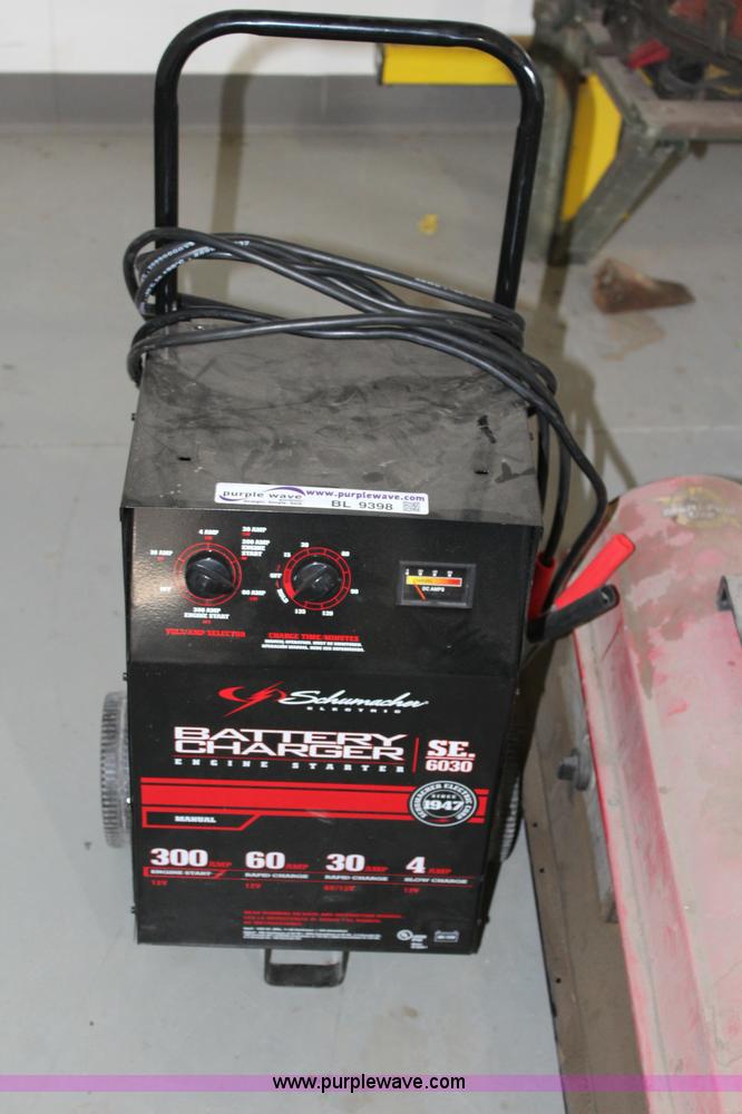 Schumacher SE6030 battery charger in Olathe, KS Item BL9398 sold