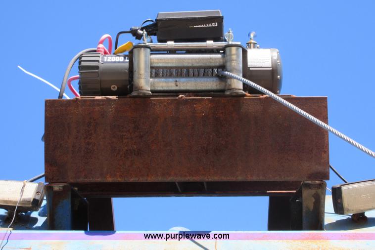 image for item D2434 1989 Ford LN8000 refuse truck