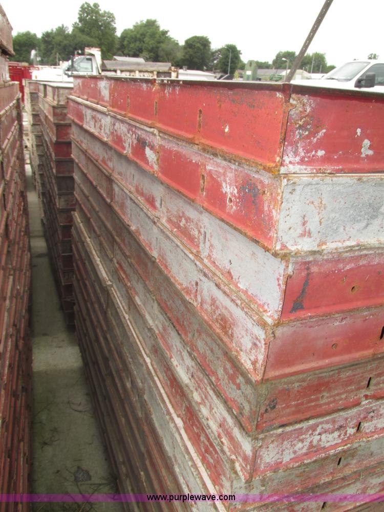 image for item H1161 (60) Symons 2' x 4' concrete wall forms
