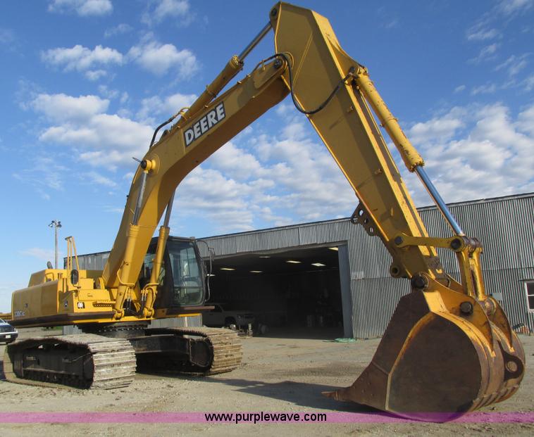 image for item H1180 2005 John Deere 330C LC excavator