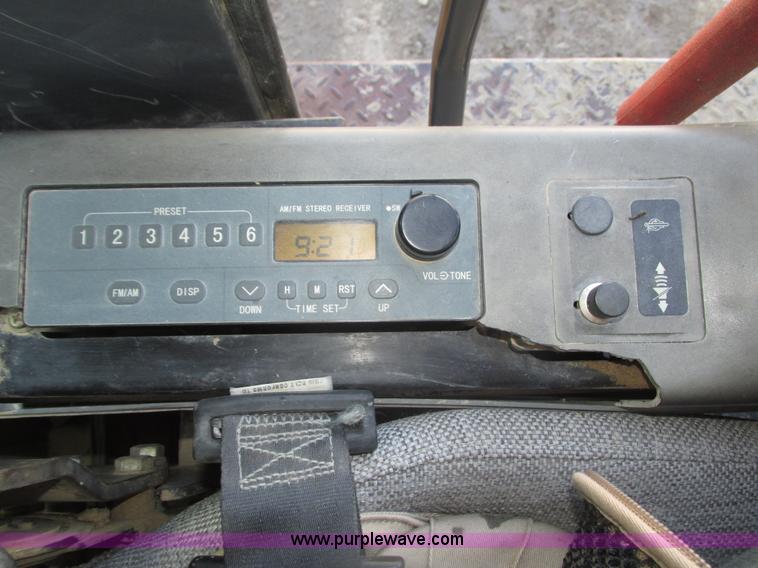 image for item H1180 2005 John Deere 330C LC excavator