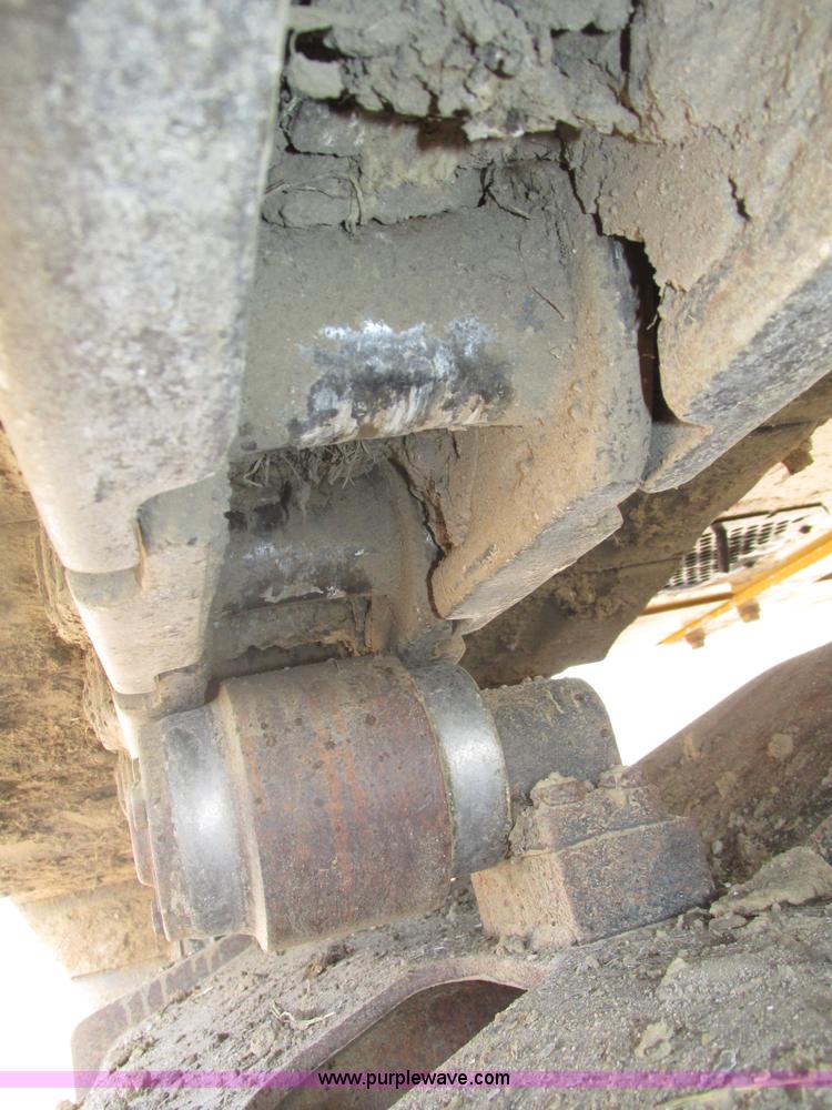 image for item H1180 2005 John Deere 330C LC excavator