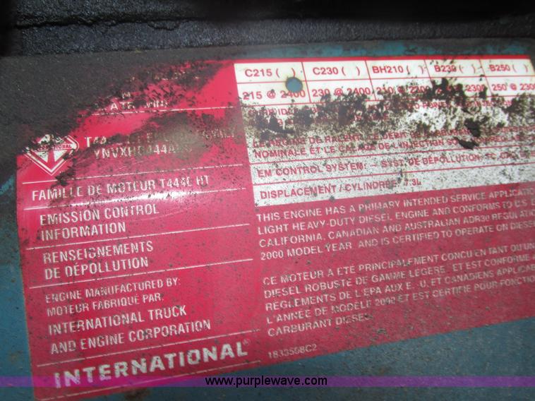 image for item H1181 2001 International 4700 dump truck