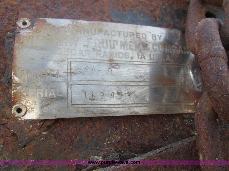 image for item H1181 2001 International 4700 dump truck