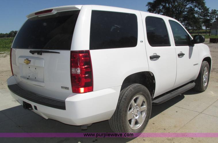 image for item H1221 2009 Chevrolet Tahoe LS SUV