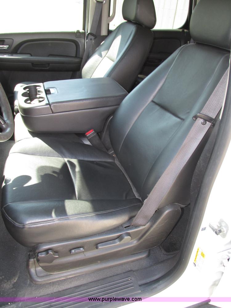 image for item H1221 2009 Chevrolet Tahoe LS SUV