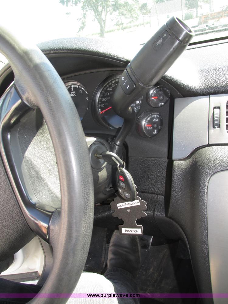 image for item H1221 2009 Chevrolet Tahoe LS SUV