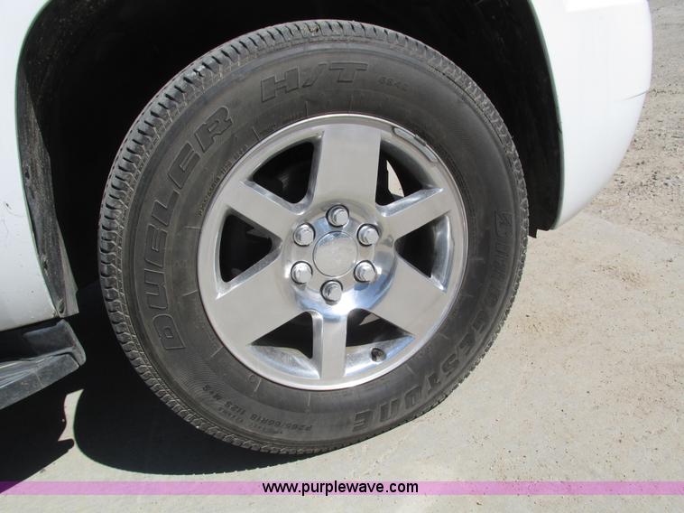 image for item H1221 2009 Chevrolet Tahoe LS SUV