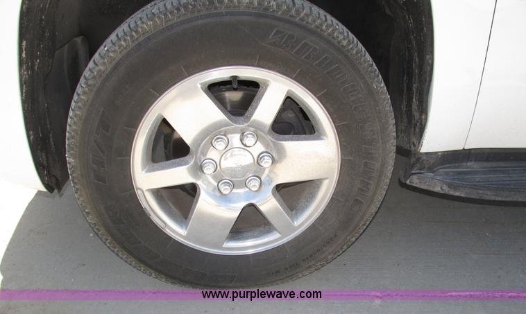 image for item H1221 2009 Chevrolet Tahoe LS SUV