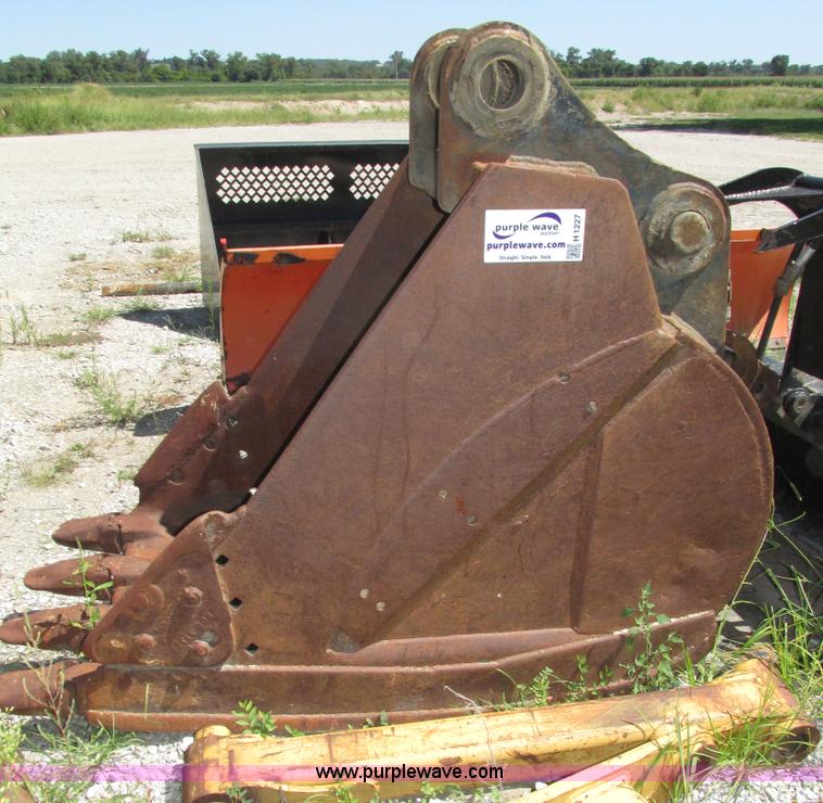image for item H1227 Excavator bucket
