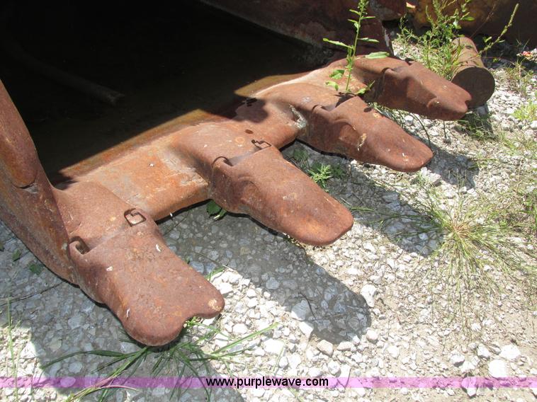 image for item H1227 Excavator bucket