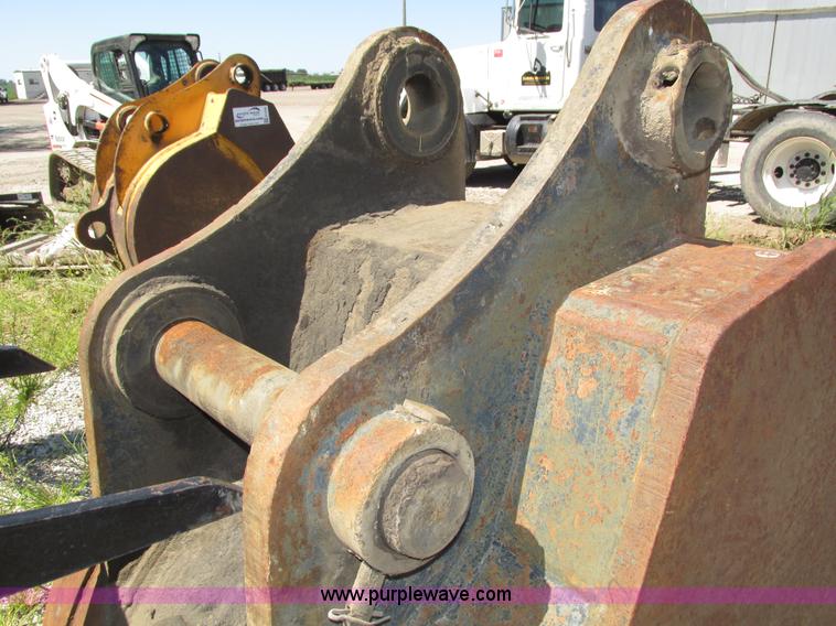 image for item H1227 Excavator bucket
