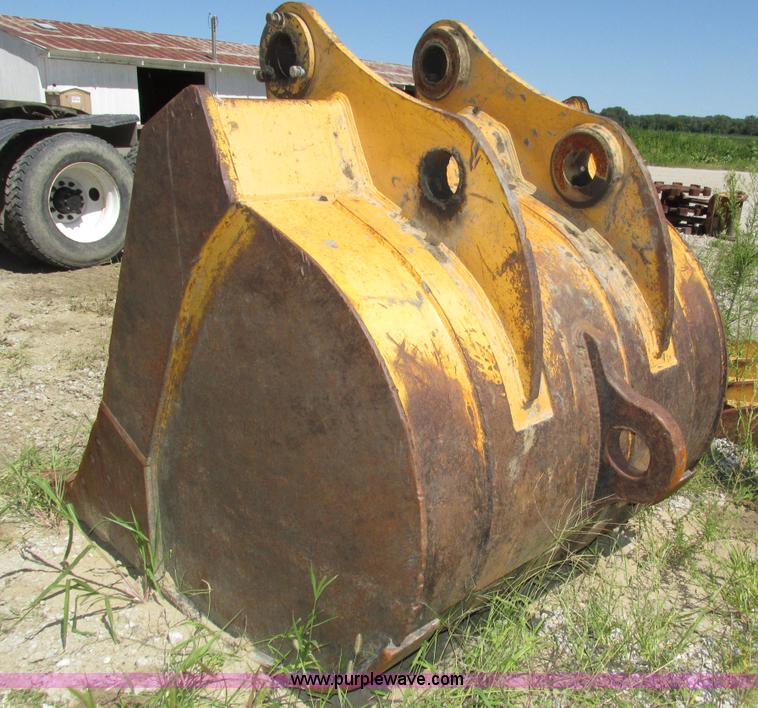 image for item H1228 Excavator bucket