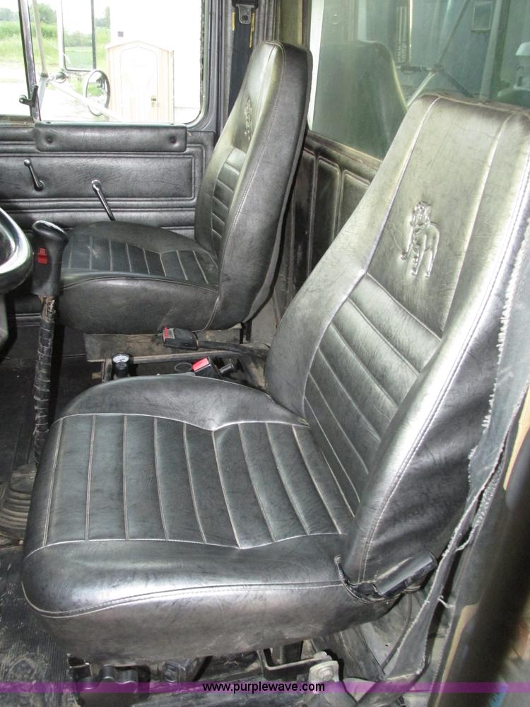 image for item H1234 2001 Mack RD688S dump truck