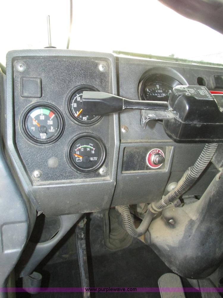 image for item H1234 2001 Mack RD688S dump truck