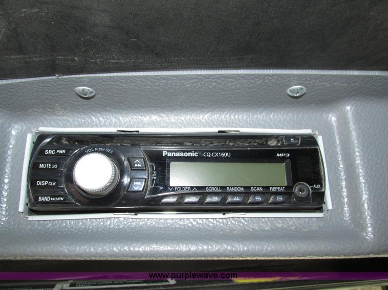 image for item H1234 2001 Mack RD688S dump truck