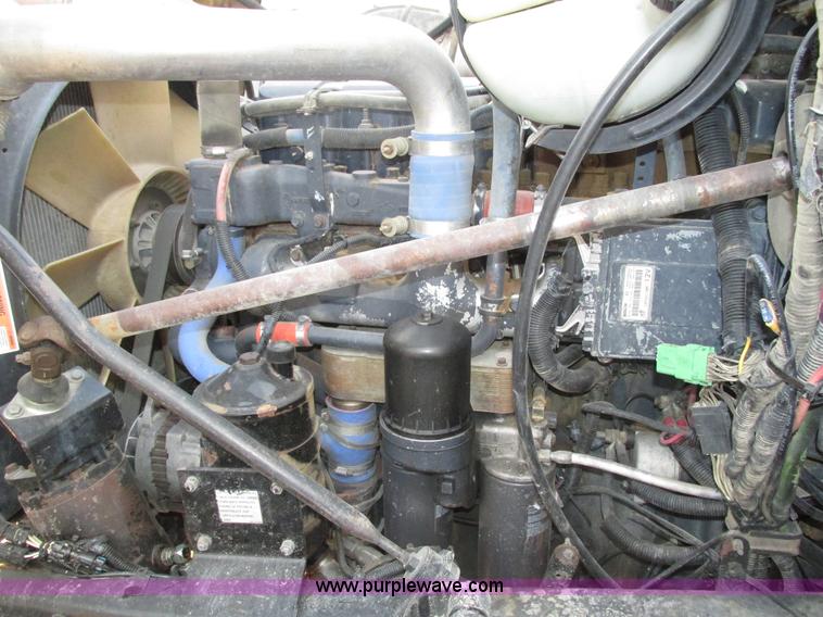 image for item H1234 2001 Mack RD688S dump truck