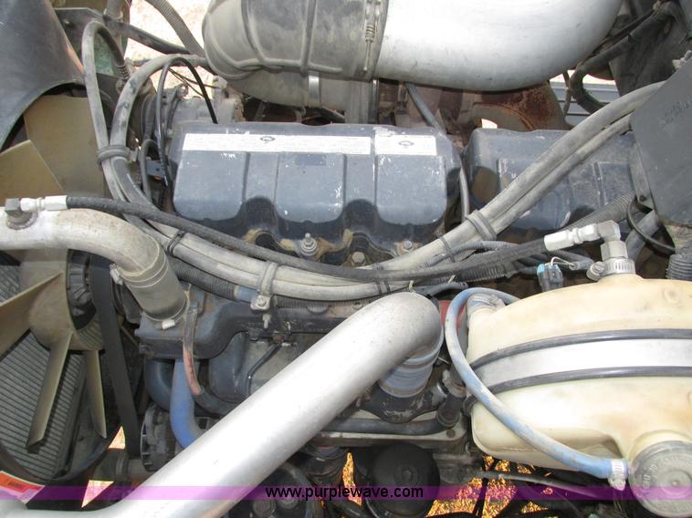 image for item H1234 2001 Mack RD688S dump truck