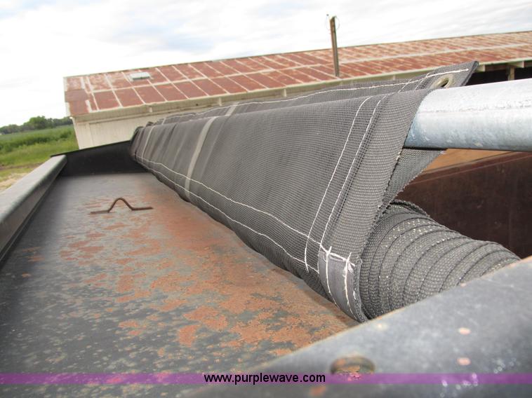 image for item H1234 2001 Mack RD688S dump truck