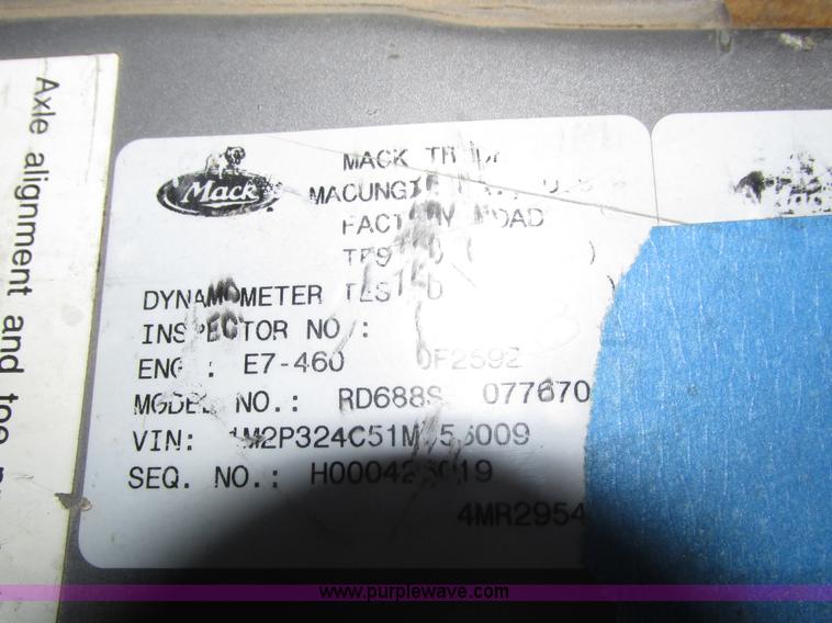 image for item H1234 2001 Mack RD688S dump truck