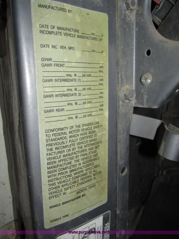 image for item H1234 2001 Mack RD688S dump truck