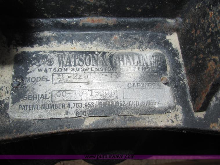 image for item H1235 2001 Mack CL713 semi truck