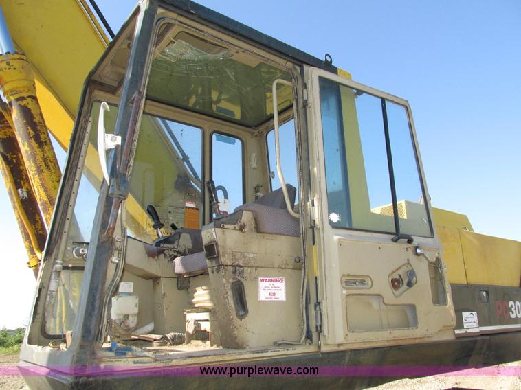 image for item H1238 1989 Komatsu PC300LC-3 excavator