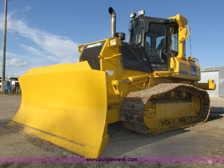 image for item H1240 2007 Komatsu D61EX-15 dozer