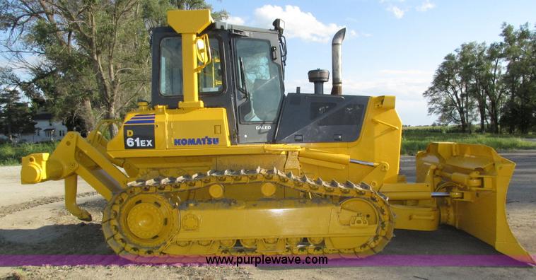image for item H1240 2007 Komatsu D61EX-15 dozer