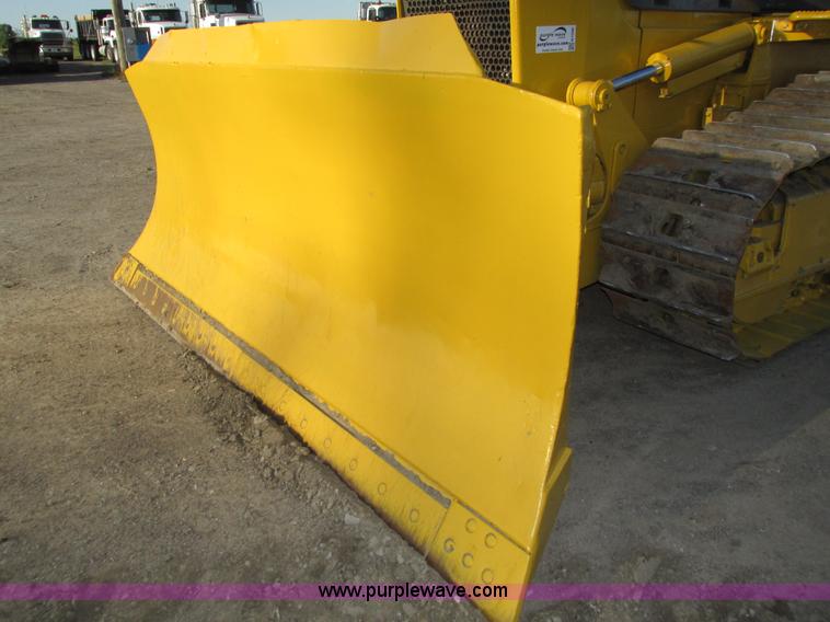 image for item H1240 2007 Komatsu D61EX-15 dozer