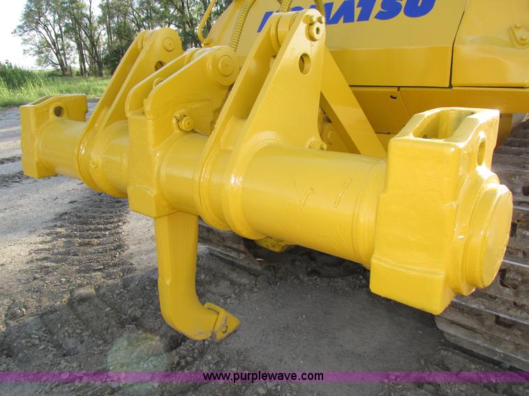 image for item H1240 2007 Komatsu D61EX-15 dozer