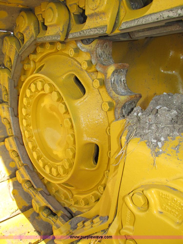 image for item H1240 2007 Komatsu D61EX-15 dozer