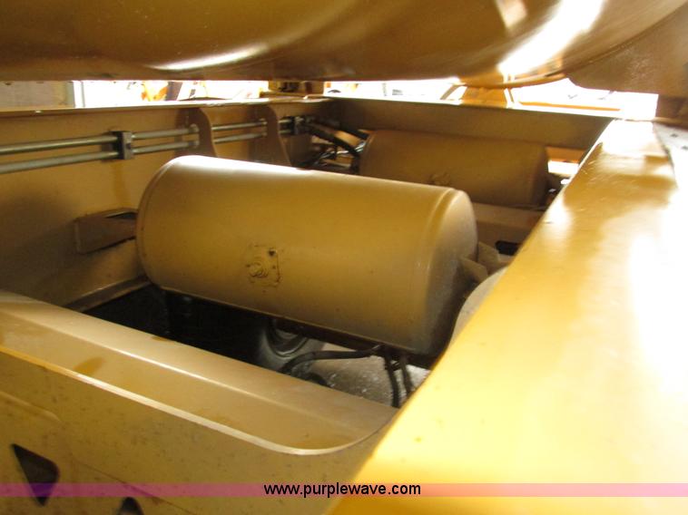 image for item H4508 2012 Trail King TK20SSD-433 side dump trailer