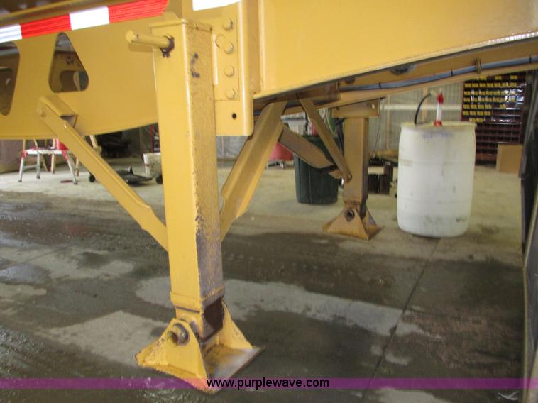 image for item H4508 2012 Trail King TK20SSD-433 side dump trailer