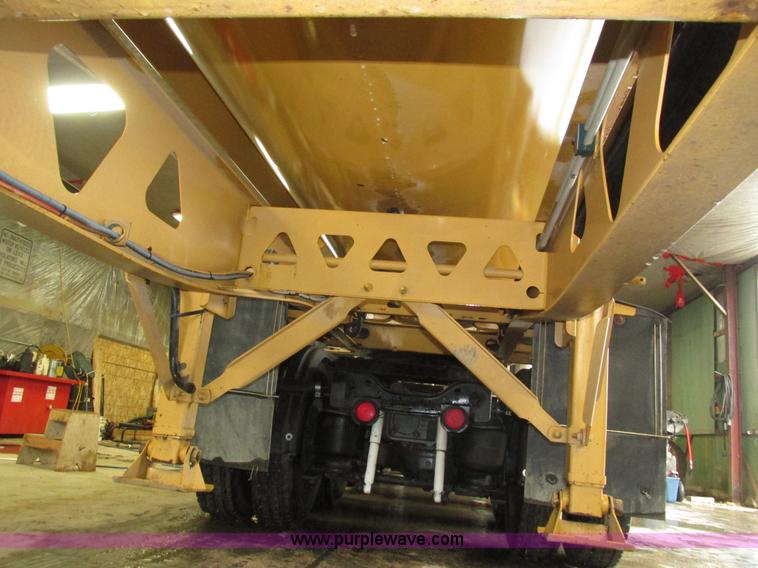 image for item H4508 2012 Trail King TK20SSD-433 side dump trailer