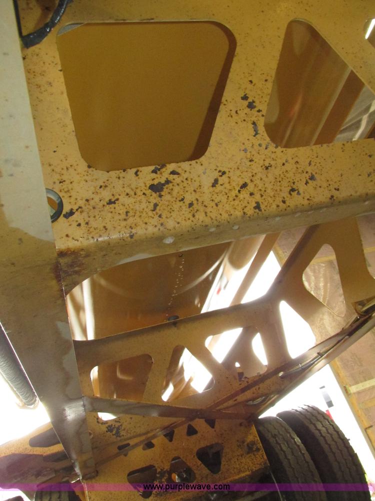 image for item H4508 2012 Trail King TK20SSD-433 side dump trailer