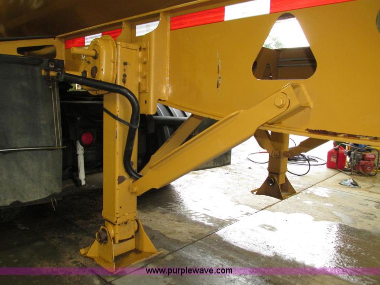 image for item H4508 2012 Trail King TK20SSD-433 side dump trailer