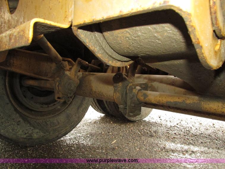 image for item H4509 2012 Trail King TK60SSD-433 side dump trailer