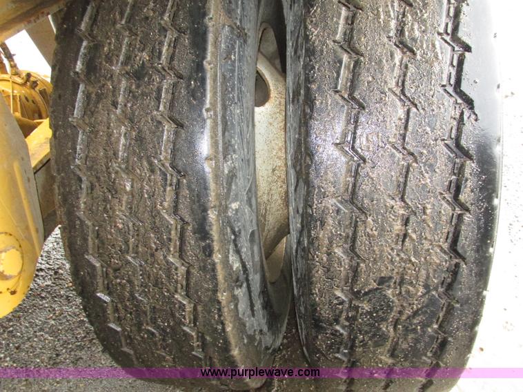 image for item H4509 2012 Trail King TK60SSD-433 side dump trailer