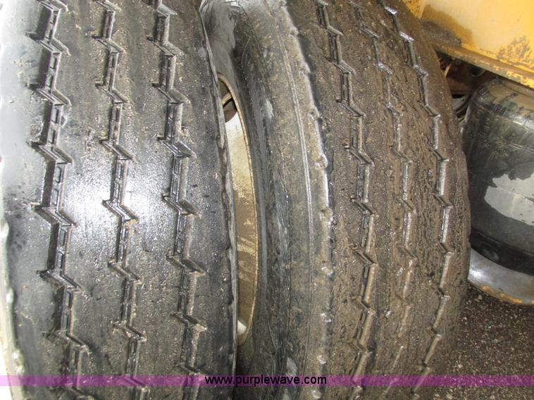 image for item H4509 2012 Trail King TK60SSD-433 side dump trailer