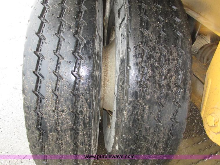 image for item H4509 2012 Trail King TK60SSD-433 side dump trailer