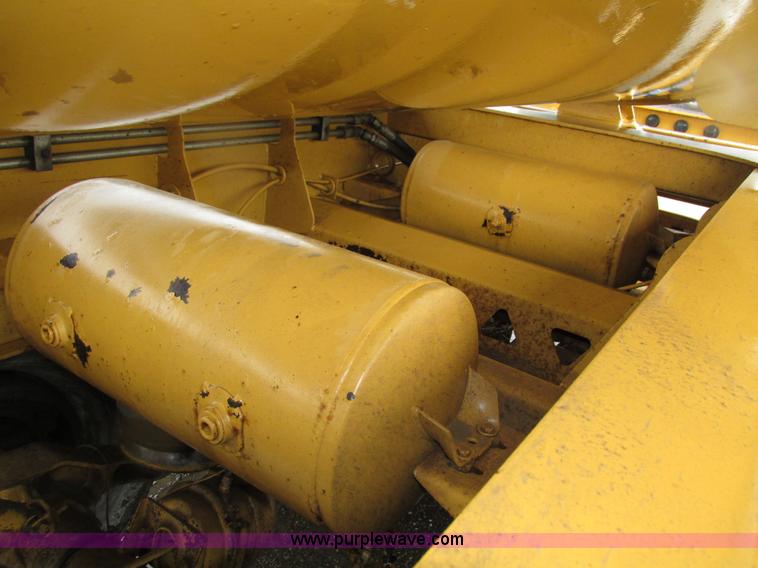 image for item H4511 2012 Trail King TK60SSD-433 side dump trailer